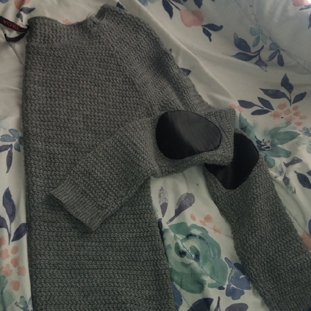 Yoki Gray Crewneck Sweater with Black Elbow Patches